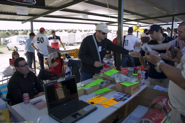 Download EUG000330 (640Wx427H)